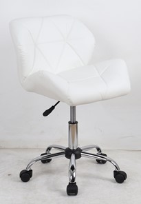 Офисное кресло LOOZ белый в Симферополе