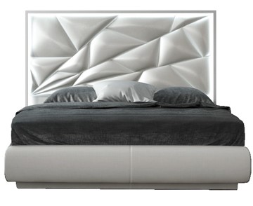 Полутороспальная кровать FRANCO KIU 1242 с LED подсветкой изголовья (160х200) в Симферополе